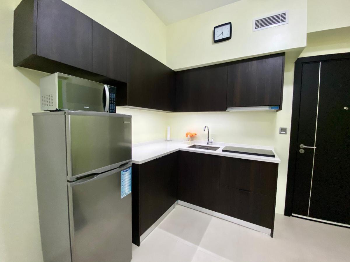 Condotel Aeon Towers Davao City Buitenkant foto